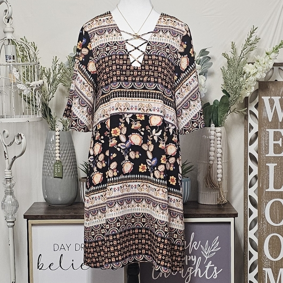 SUGAR LIPS | BOHO FLORAL PRINTED OVERSIZED DRESS - Picture 3 of 16